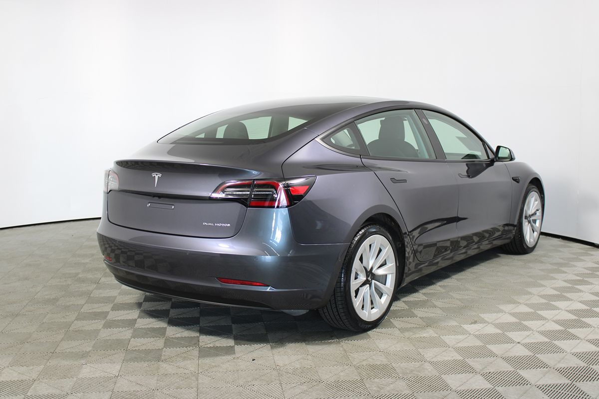 2021 Tesla Model 3 Long Range photo 26