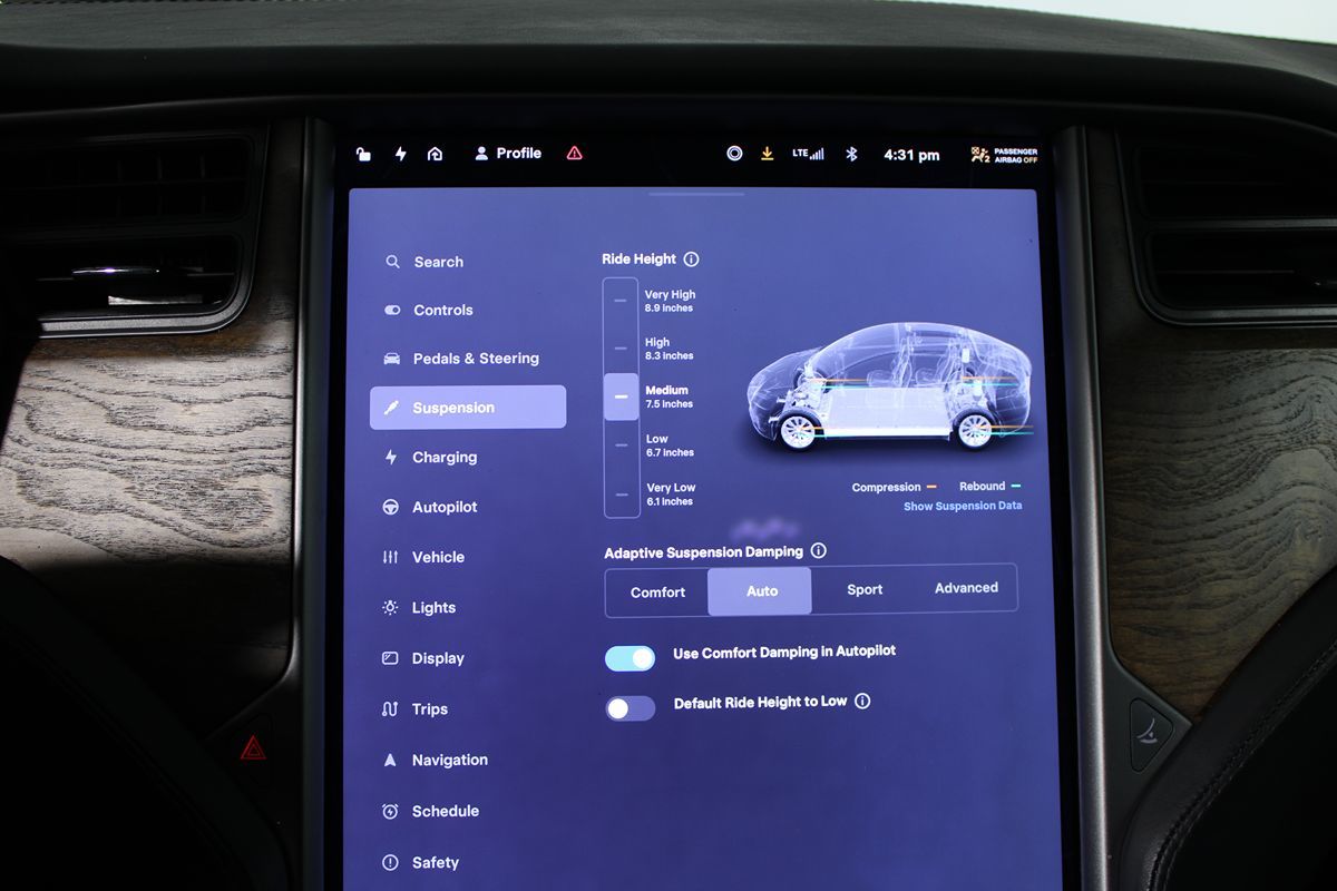 2021 Tesla Model X Long Range photo 12