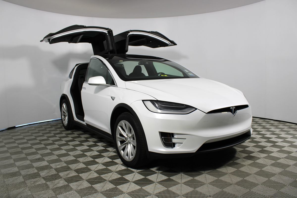 2021 Tesla Model X Long Range photo 23