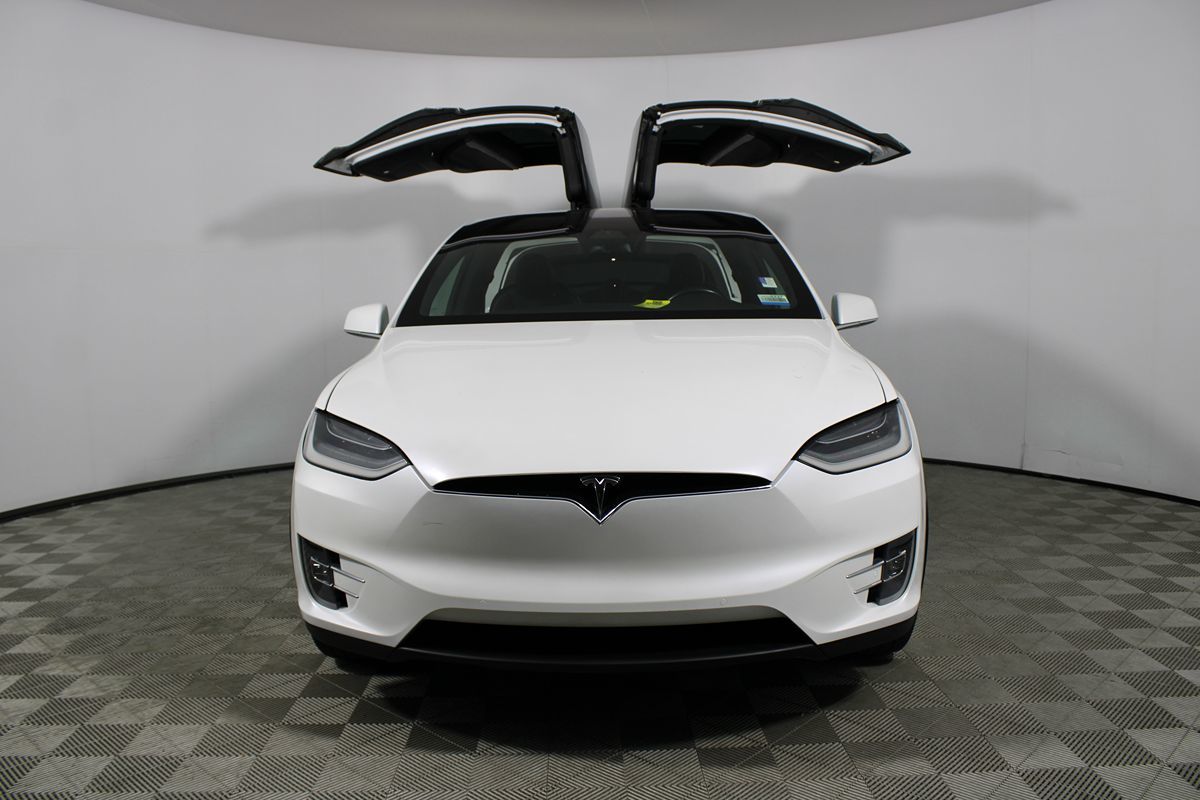 2021 Tesla Model X Long Range photo 24