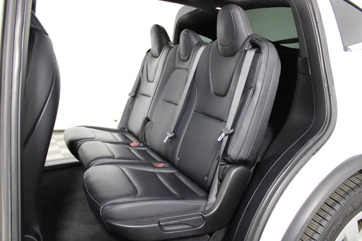 2021 Tesla Model X Long Range photo 18