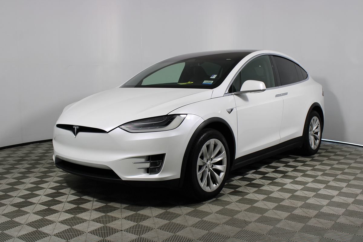 2021 Tesla Model X Long Range photo 5