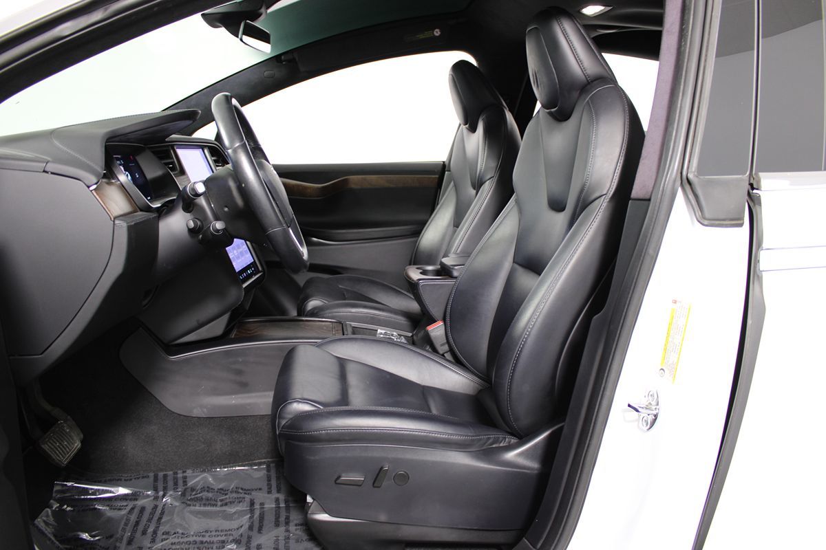 2021 Tesla Model X Long Range photo 6