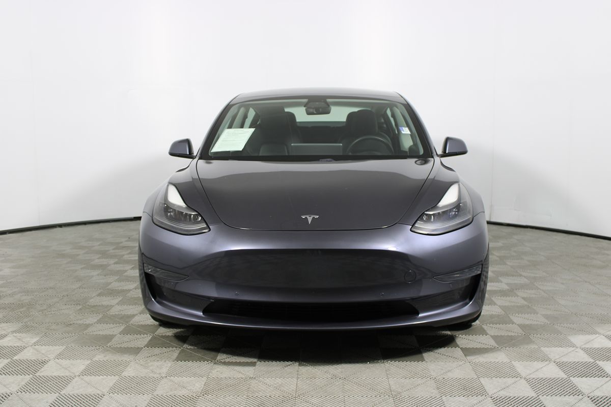 2021 Tesla Model 3 Standard Range Plus photo 2