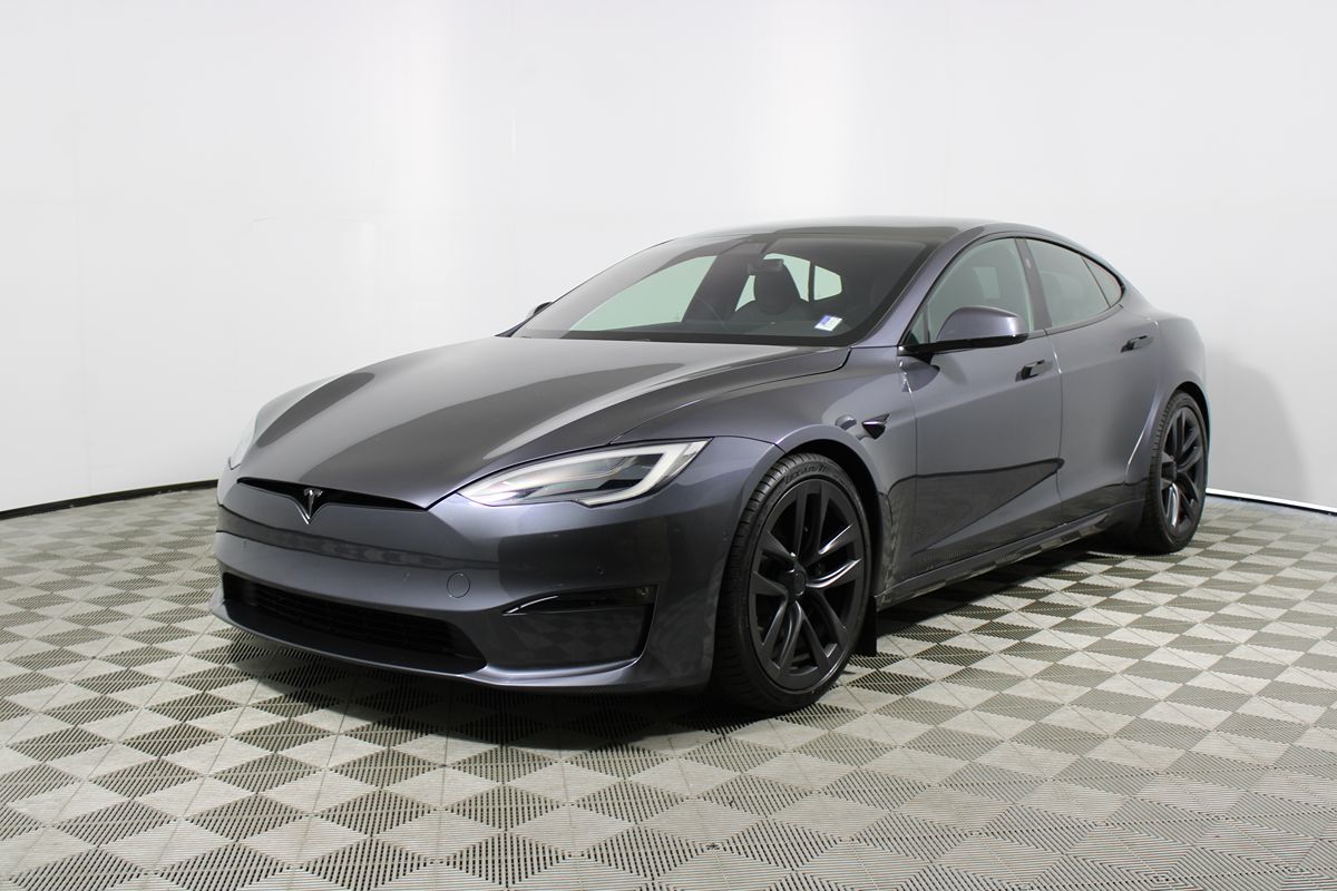 2021 Tesla Model S Plaid photo 3