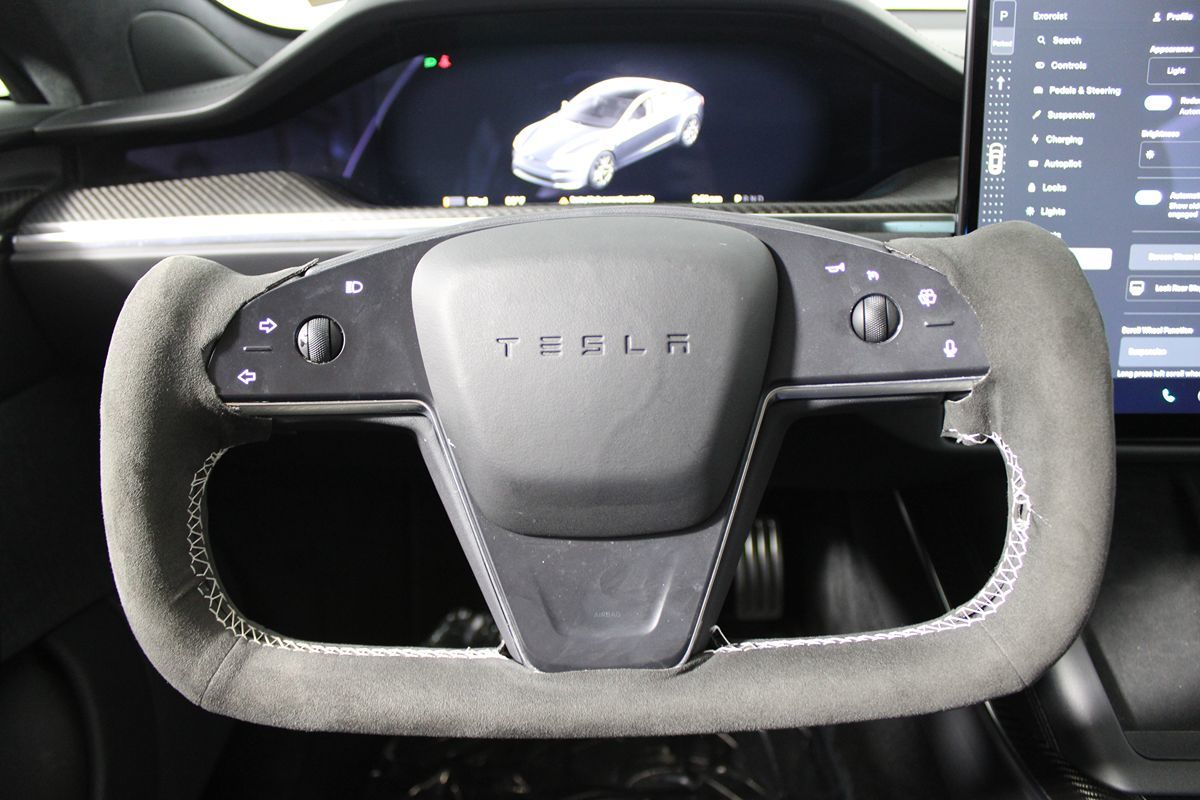 2021 Tesla Model S Plaid photo 10