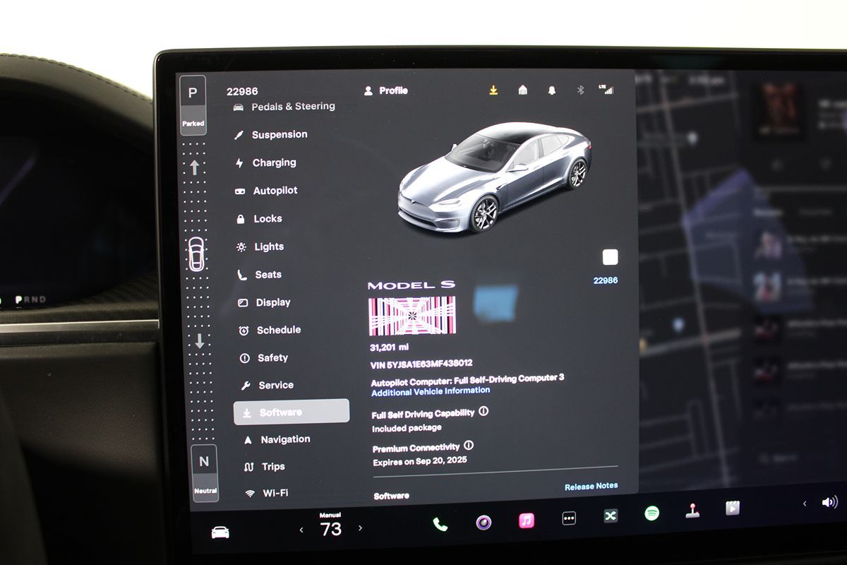 2021 Tesla Model S Plaid photo 13