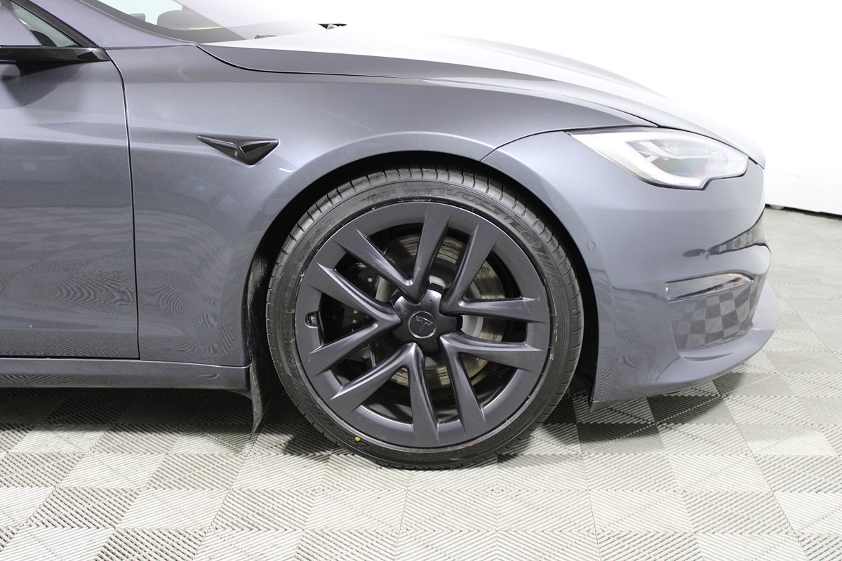 2021 Tesla Model S Plaid photo 27