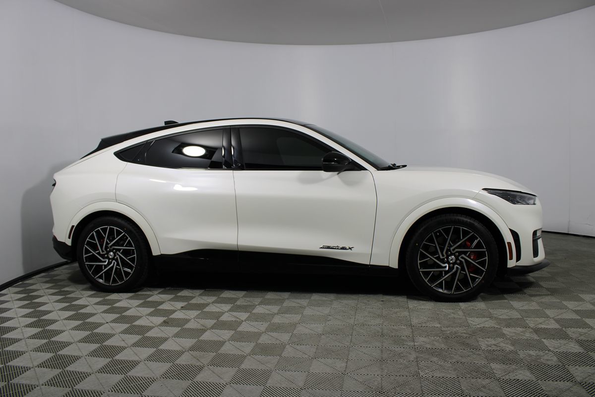 2022 Ford Mustang Mach-E GT Performance Edition photo 27