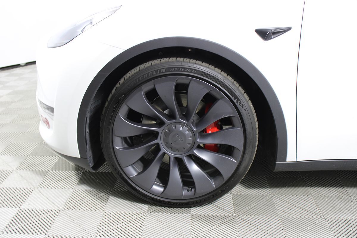Sold 2024 Tesla Model Y Performance in Montclair