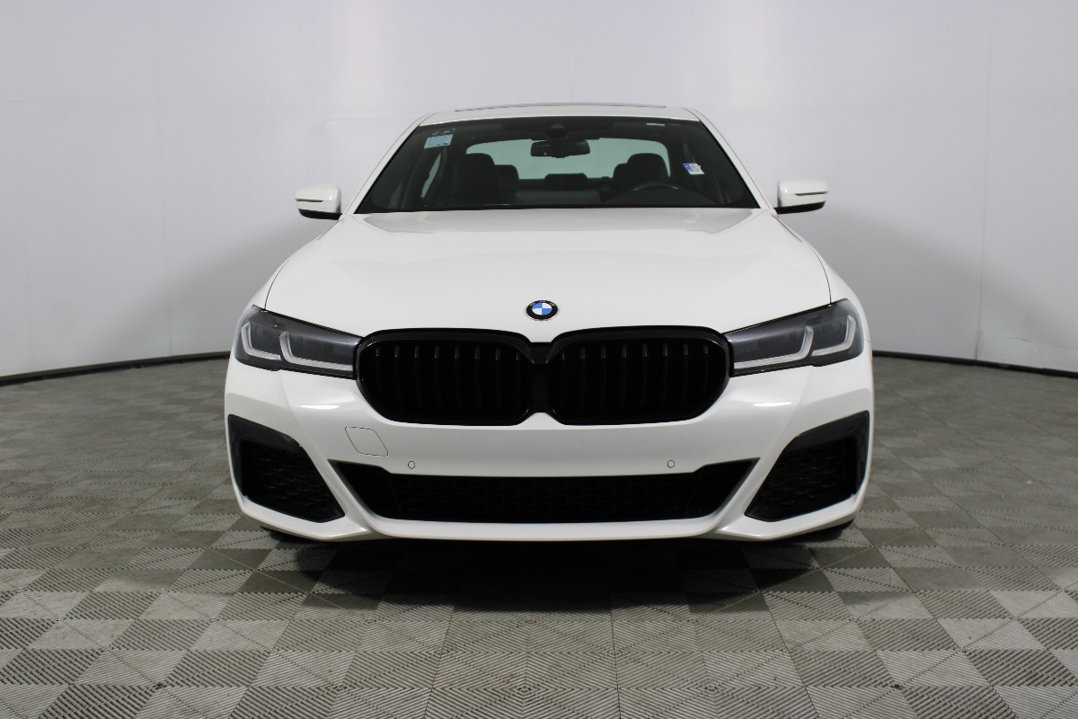 2022 Bmw 530i photo 2