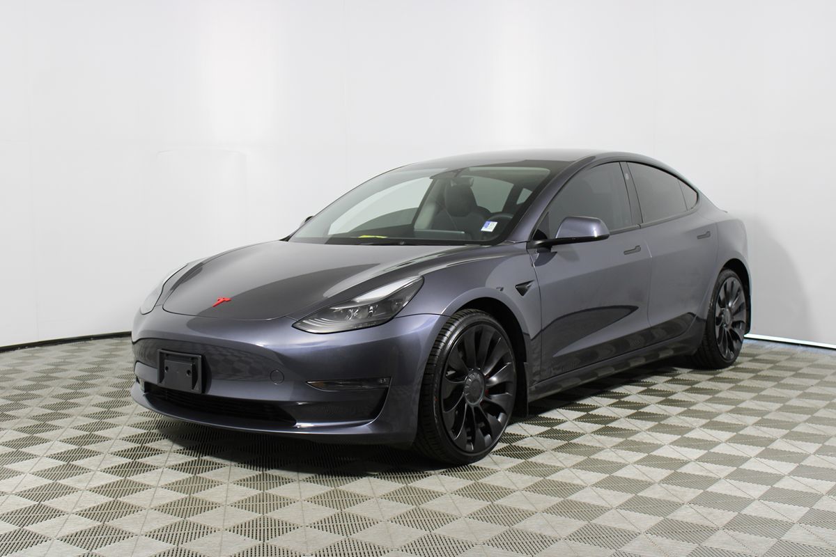 2023 Tesla Model 3 Performance photo 3