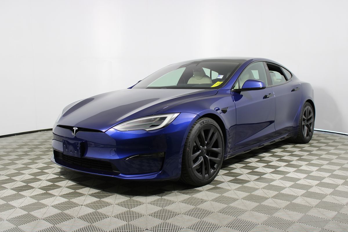 2021 Tesla Model S Plaid photo 3