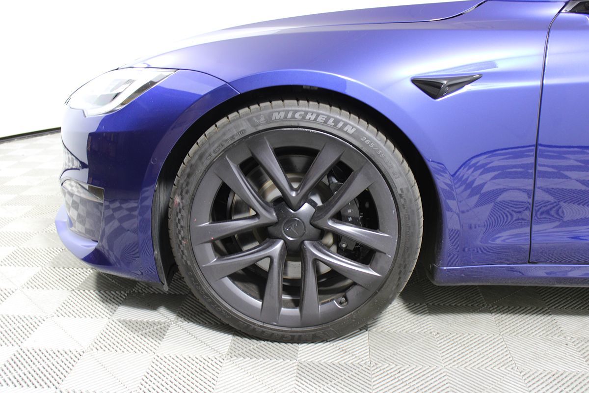2021 Tesla Model S Plaid photo 4