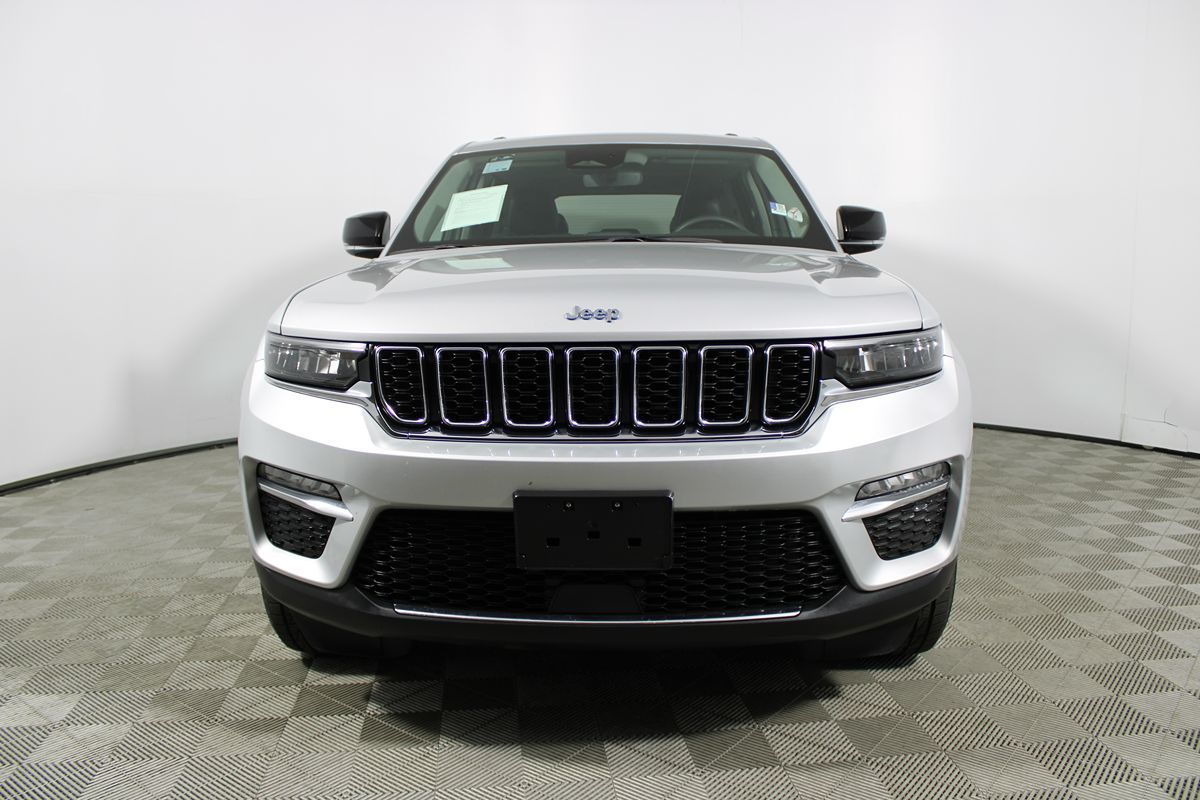 2023 Jeep Cherokee 4xe photo 2