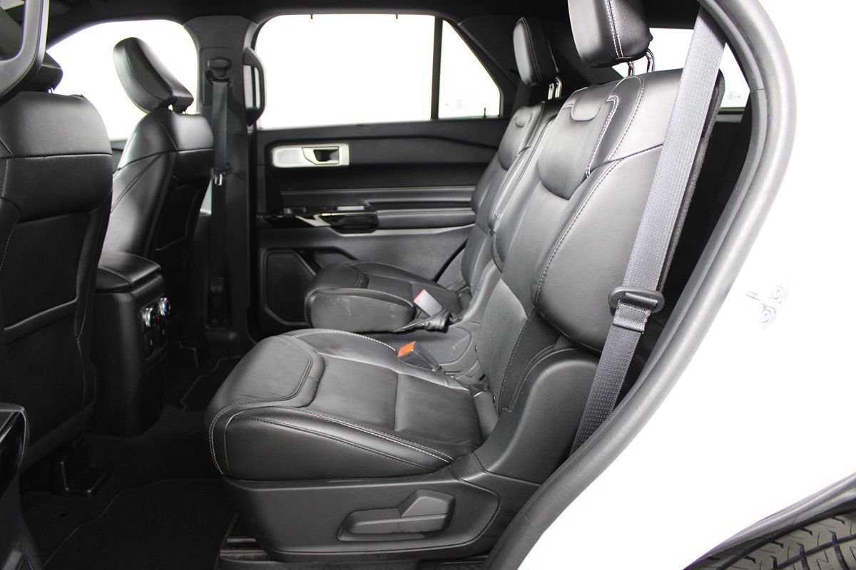 2022 Ford Explorer ST photo 26