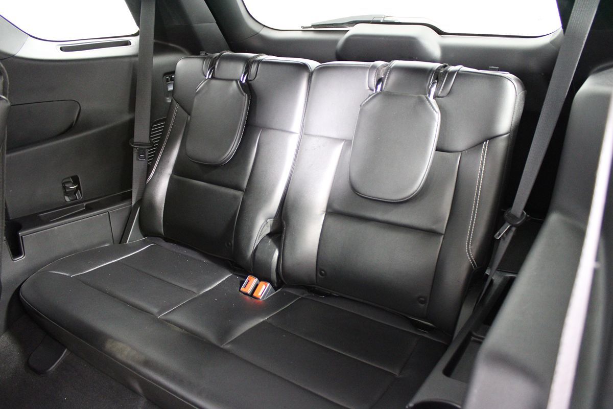 2022 Ford Explorer ST photo 30