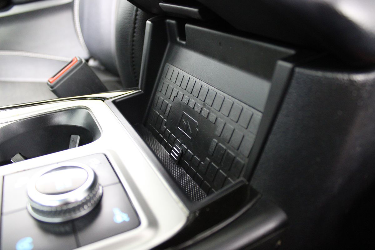 2022 Ford Explorer ST photo 34