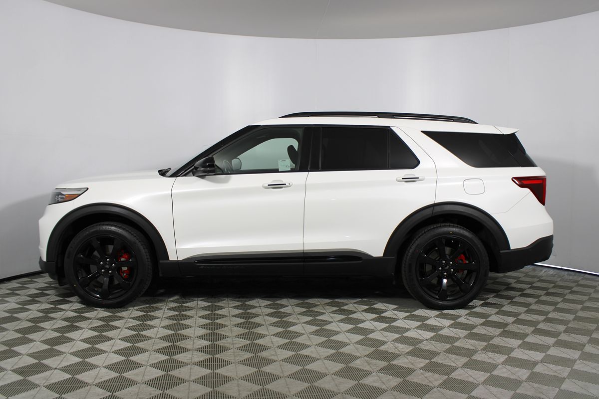 2022 Ford Explorer ST photo 37