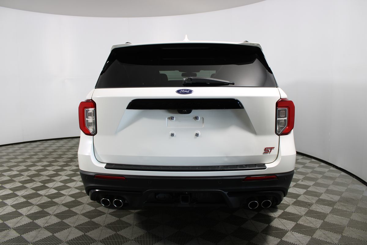2022 Ford Explorer ST photo 39
