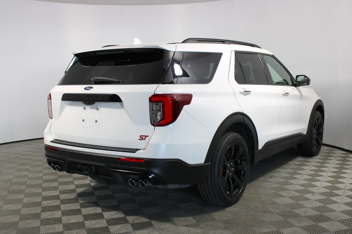 2022 Ford Explorer ST photo 43