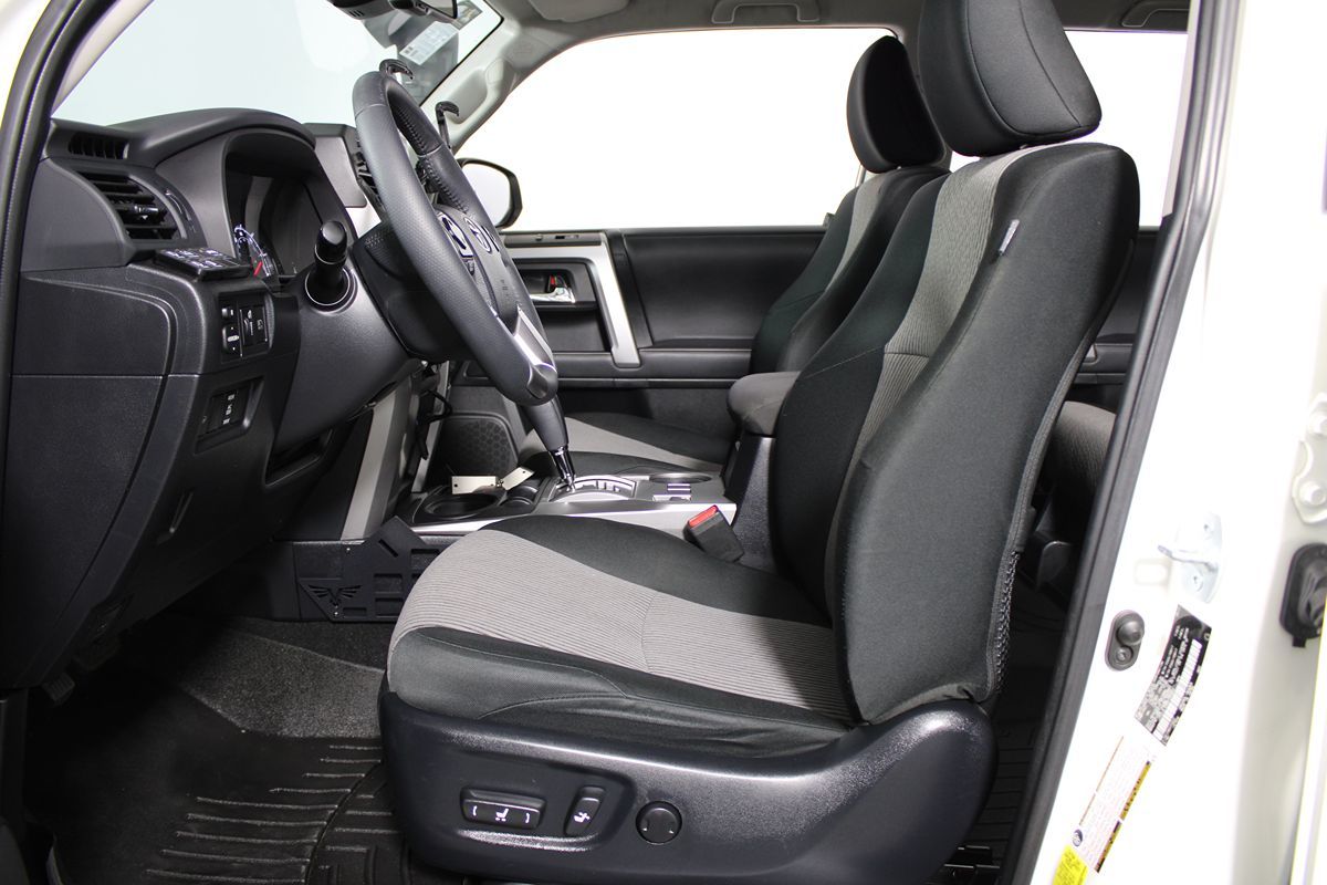 2021 Toyota 4Runner SR5 photo 4