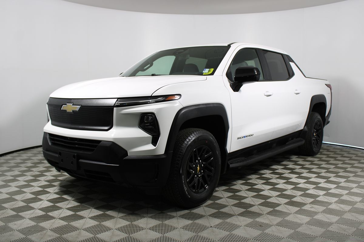 2024 Chevrolet Silverado EV Work Truck photo 2