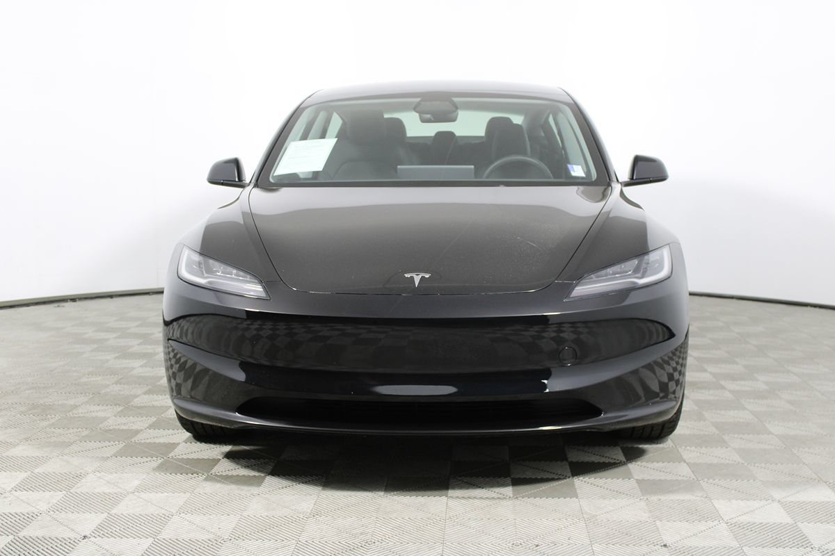 2025 Tesla Model 3 Long Range photo 2