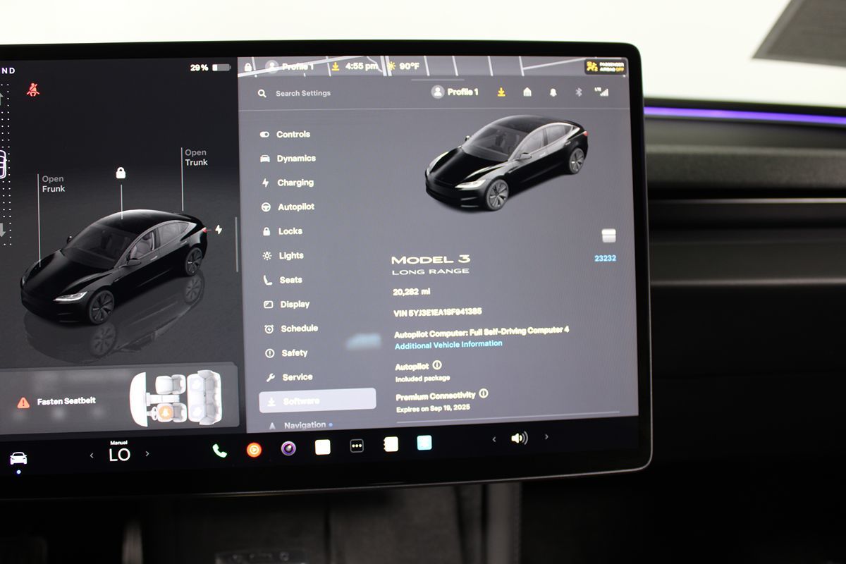 2025 Tesla Model 3 Long Range photo 14
