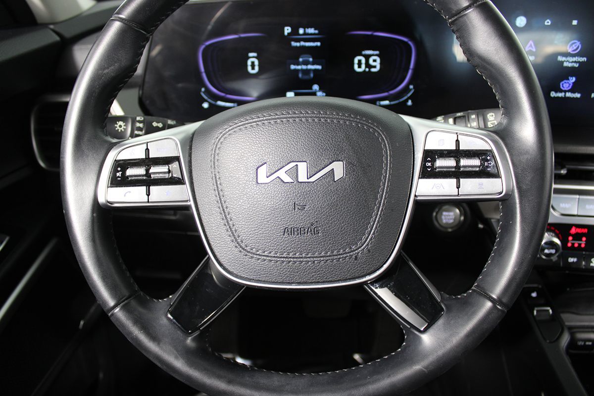 2023 Kia Telluride S photo 2