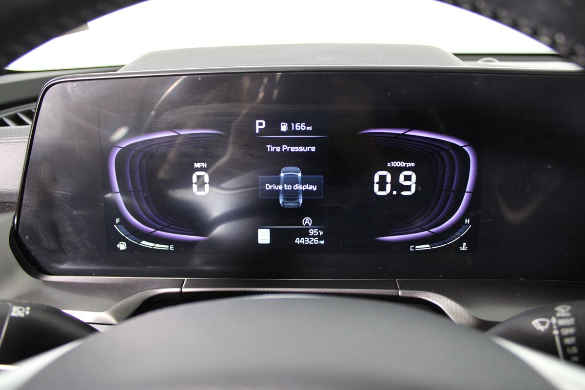 2023 Kia Telluride S photo 3