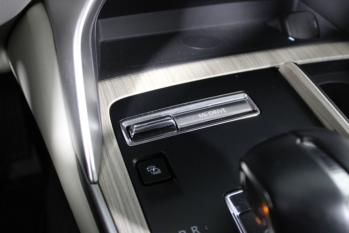 2024 Mazda CX-90 Premium Plus photo 9
