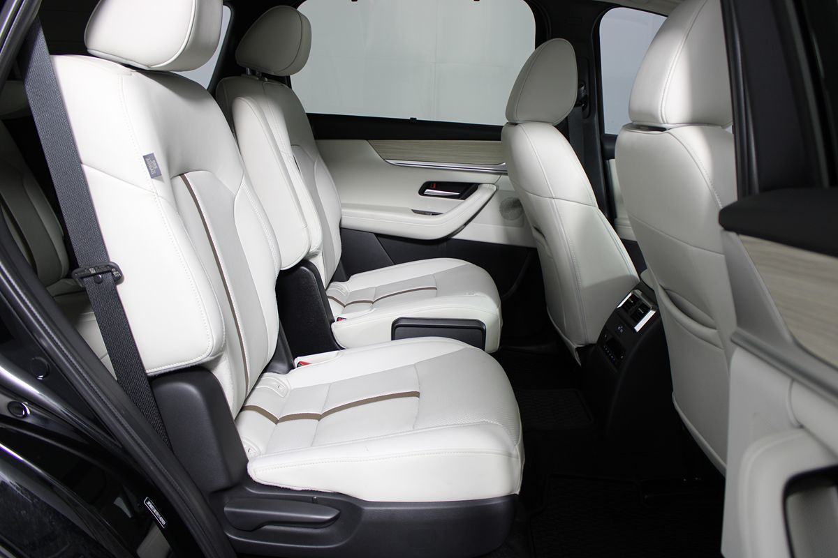 2024 Mazda CX-90 Premium Plus photo 24