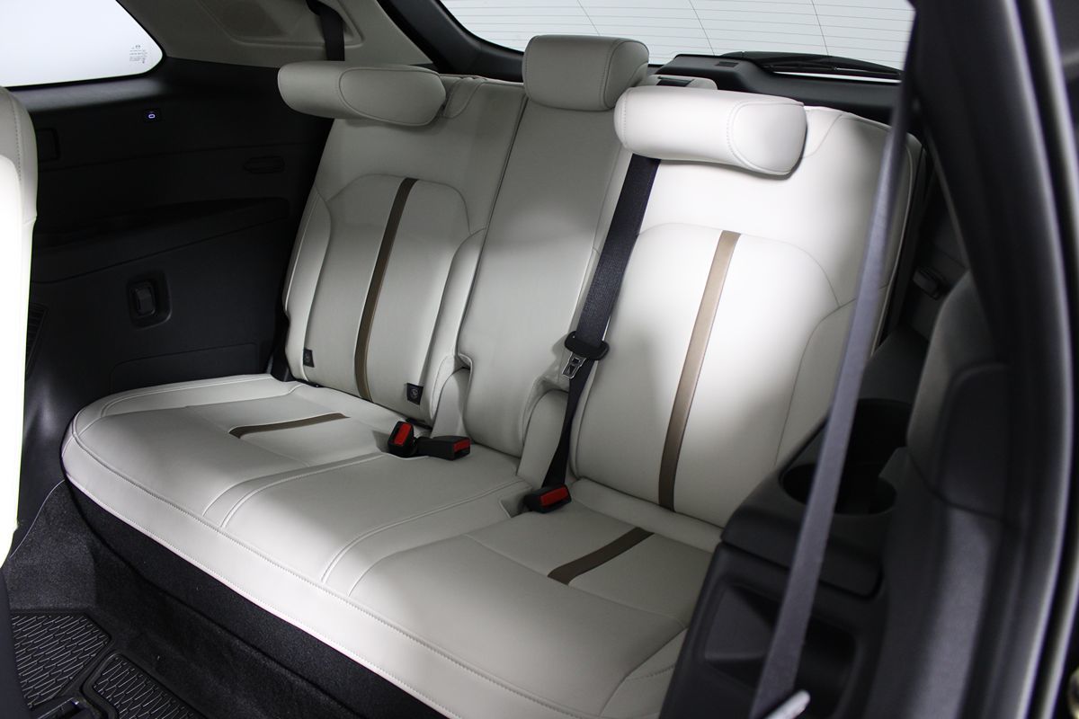 2024 Mazda CX-90 Premium Plus photo 33