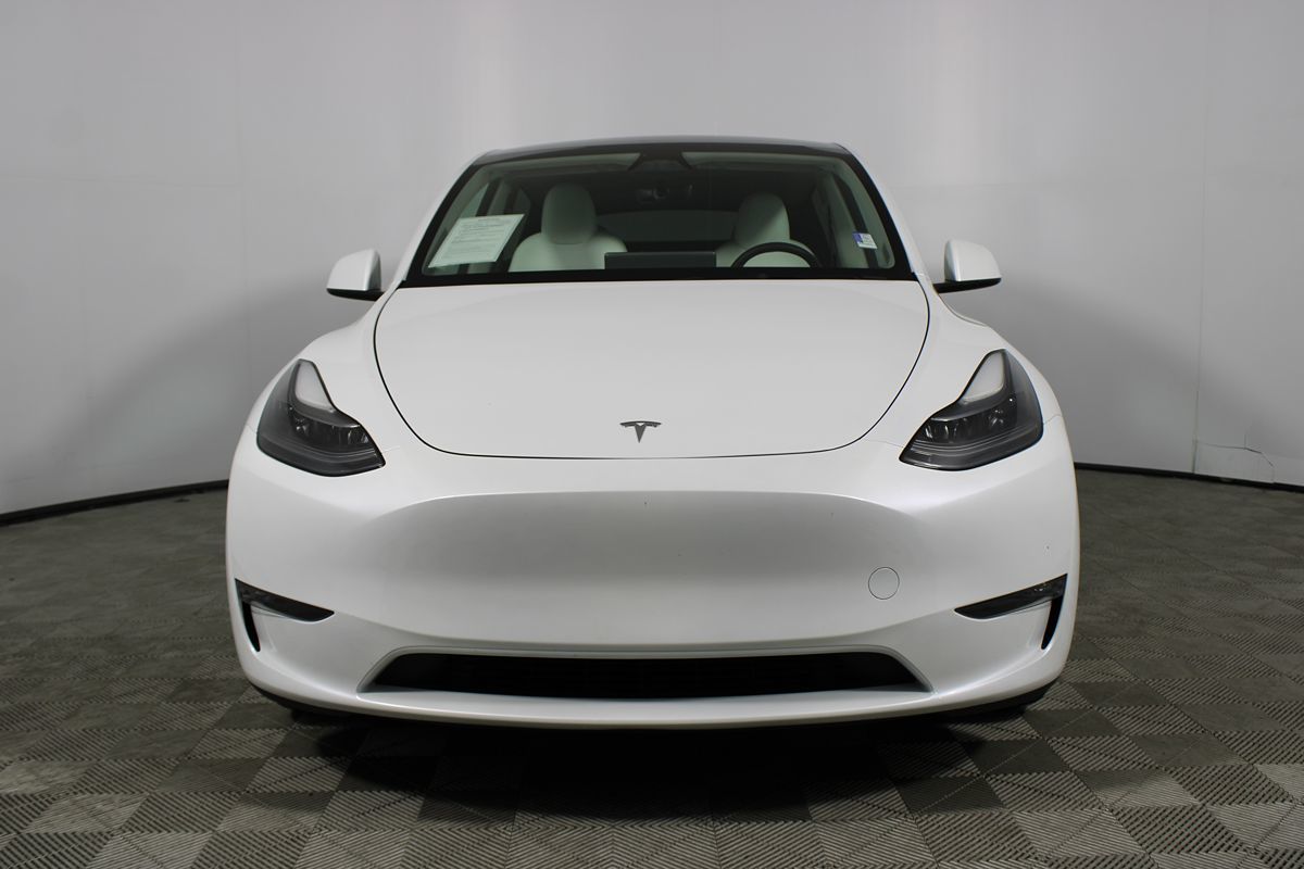 2024 Tesla Model Y Performance photo 2