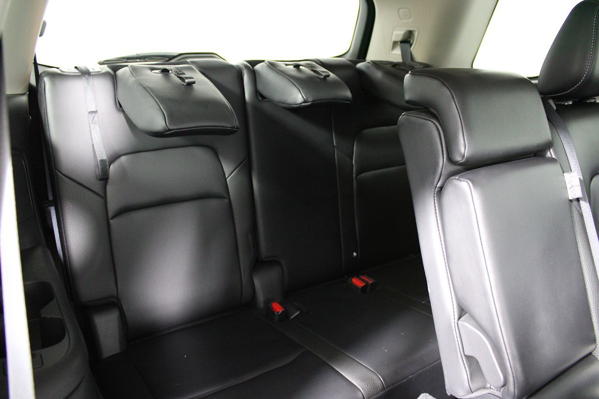 2023 Nissan Pathfinder SL photo 18