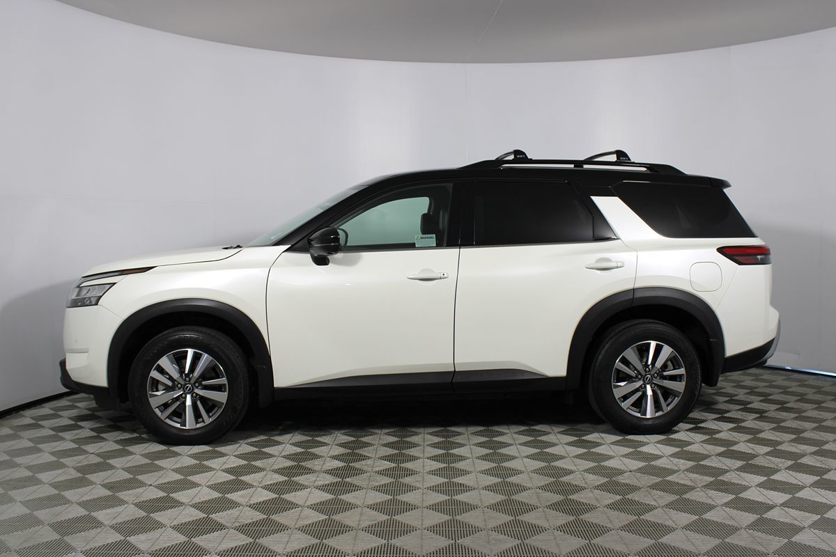 2023 Nissan Pathfinder SL photo 33