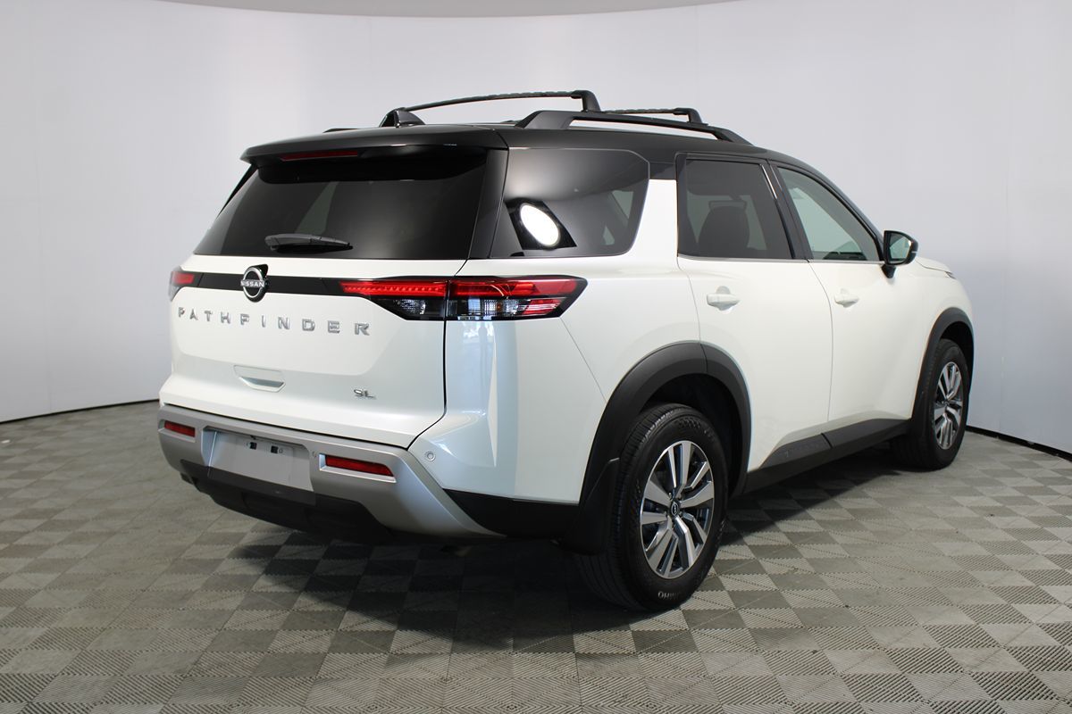 2023 Nissan Pathfinder SL photo 38