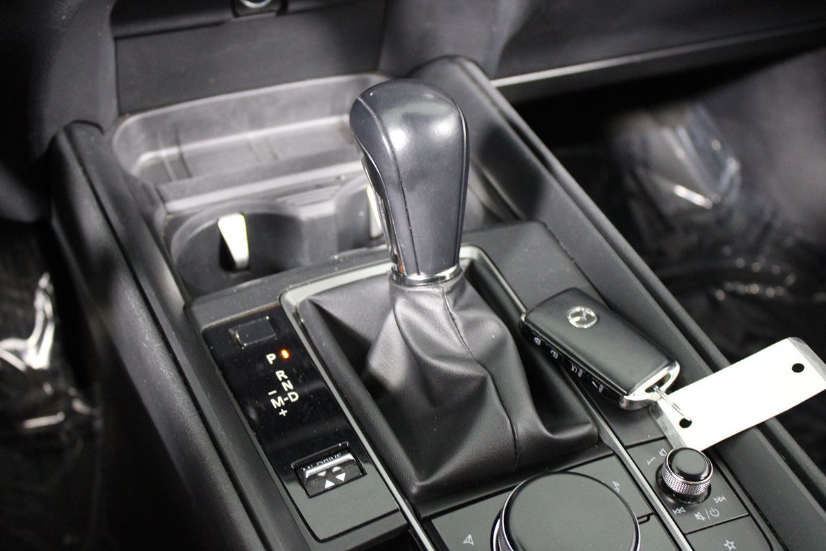 2024 Mazda CX-50 2.5 S Preferred photo 10