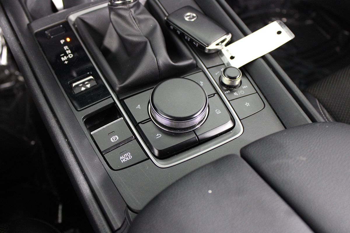 2024 Mazda CX-50 2.5 S Preferred photo 12
