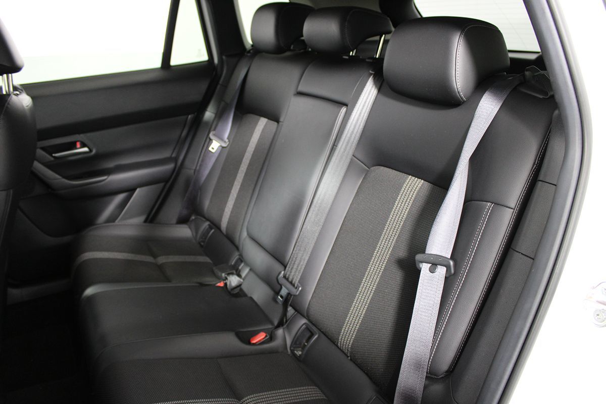 2024 Mazda CX-50 2.5 S Preferred photo 24