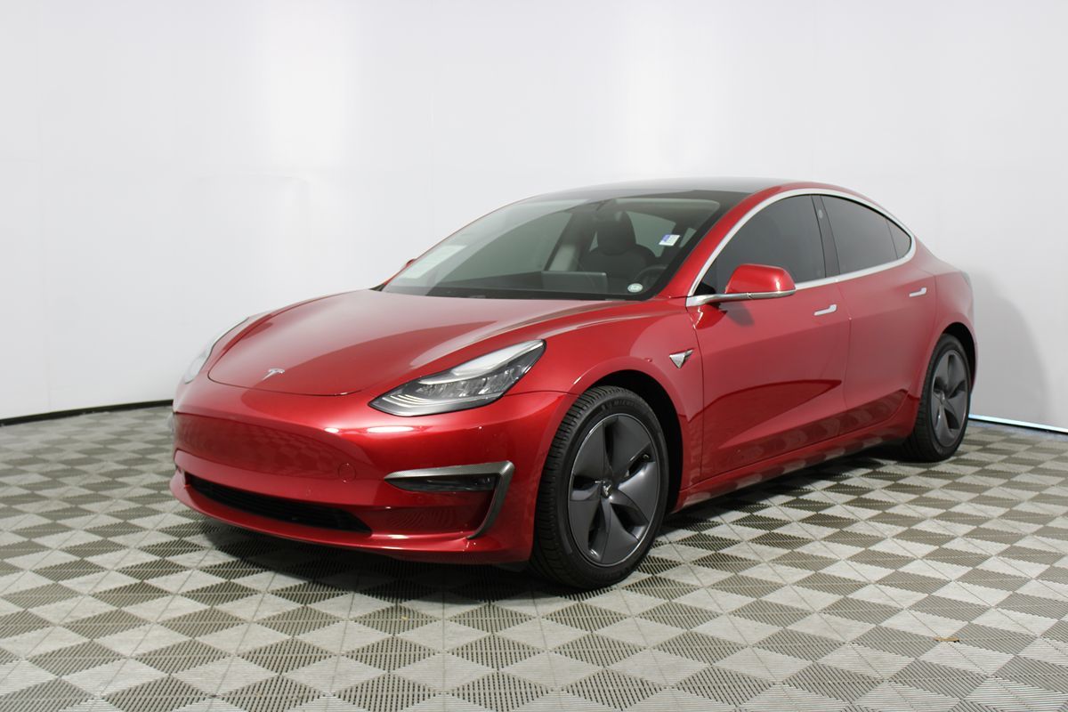 2020 Tesla Model 3 Long Range photo 3