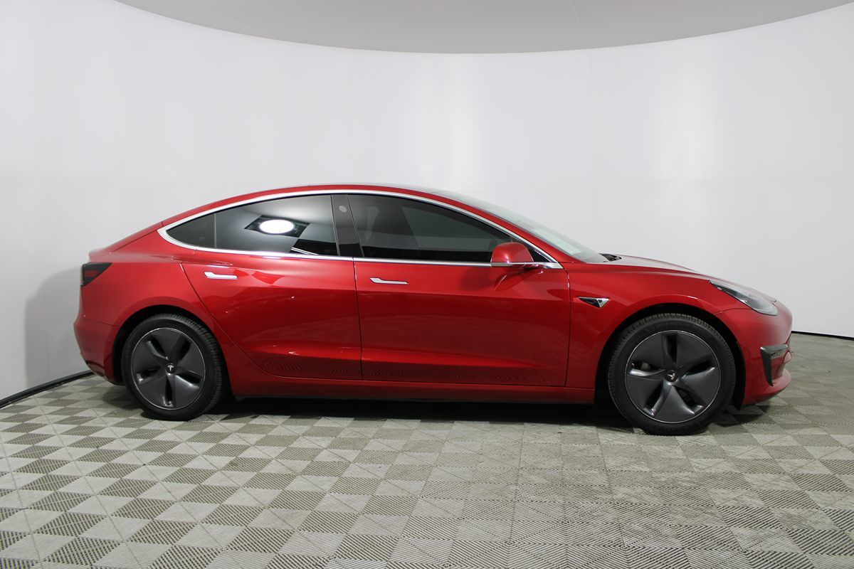 2020 Tesla Model 3 Long Range photo 21