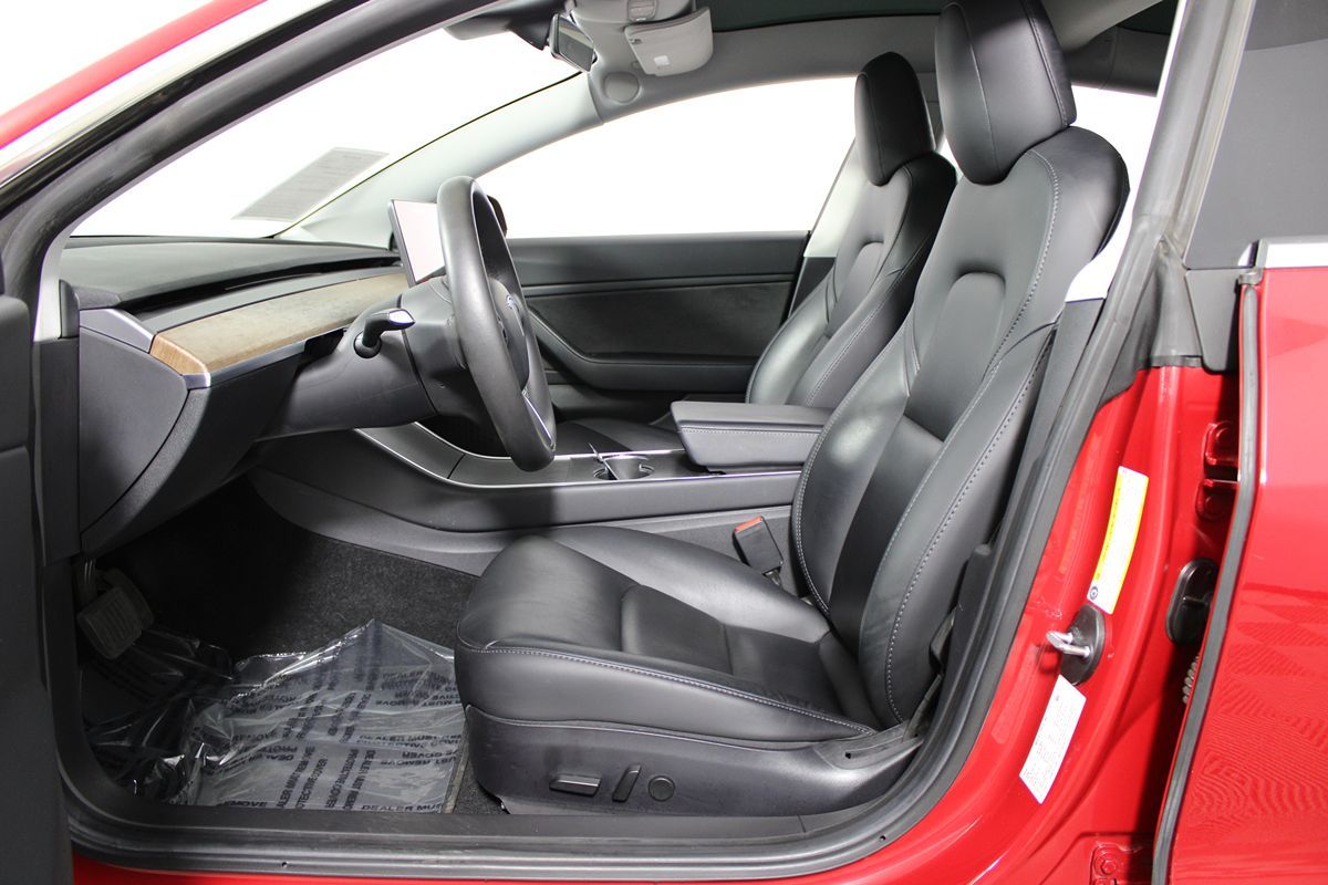 2020 Tesla Model 3 Long Range photo 6