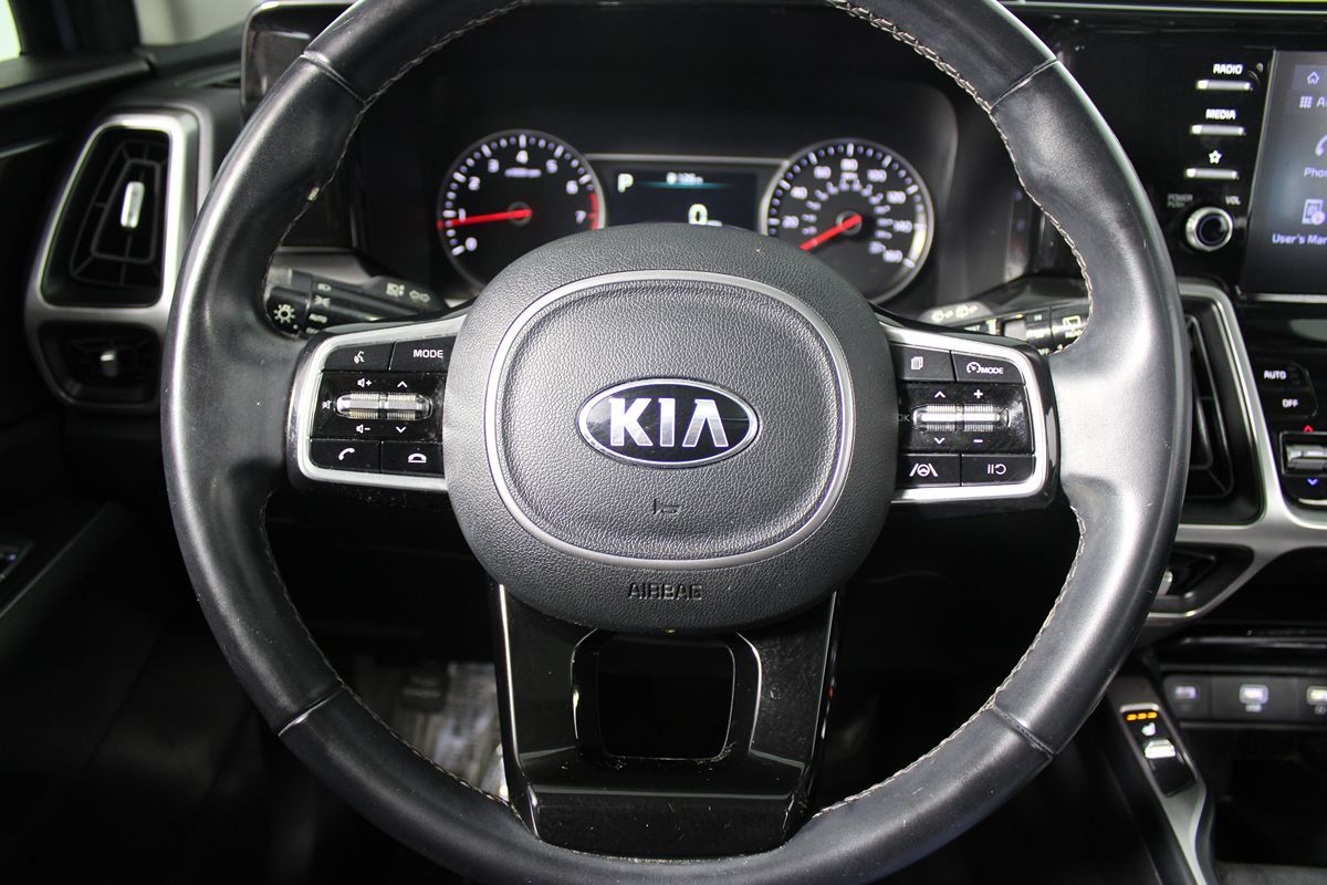 2021 Kia Sorento S photo 5