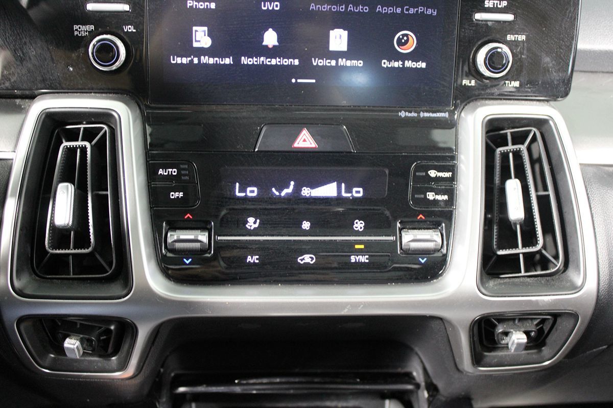 2021 Kia Sorento S photo 8