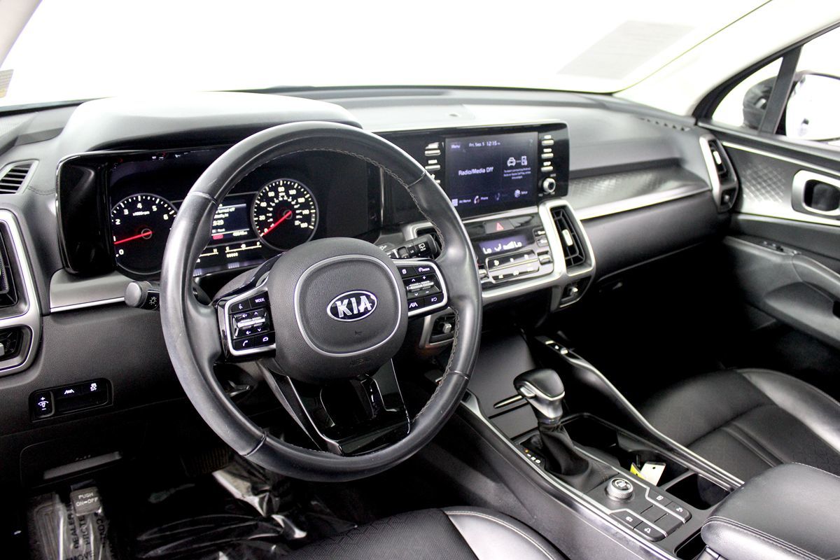 2021 Kia Sorento S photo 29
