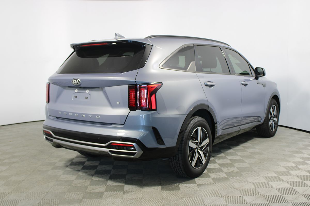 2021 Kia Sorento S photo 34