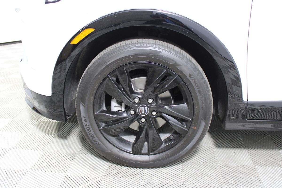 2024 Buick Encore GX Sport Touring photo 4