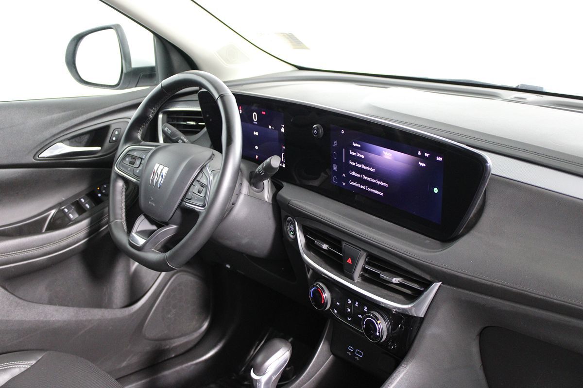 2024 Buick Encore GX Sport Touring photo 10